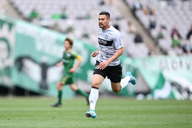 凯恩预计首发战莱比锡，特尔、戴维斯也参加训练